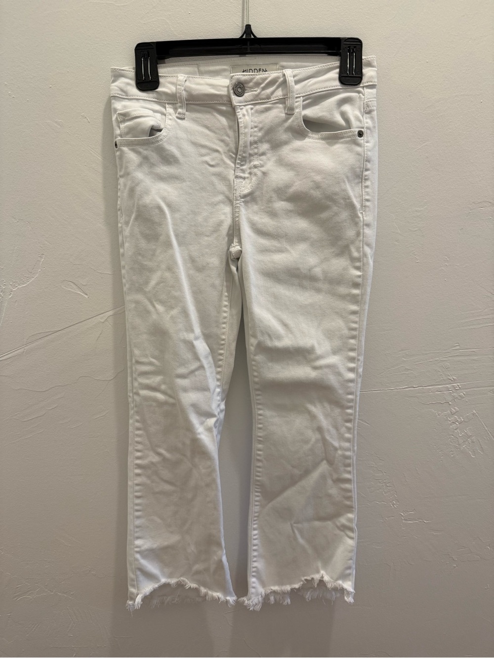 Hidden (Happi) White Frayed Hem Cropped Flare Jeans